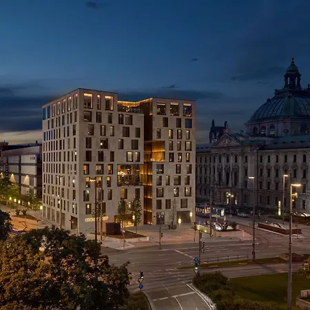 Koenigshof, A Luxury Collection Hotel, Hotel 5*