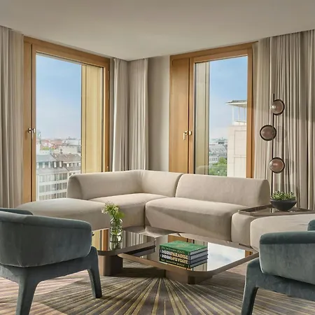 Koenigshof, A Luxury Collection Hotel, Hotel