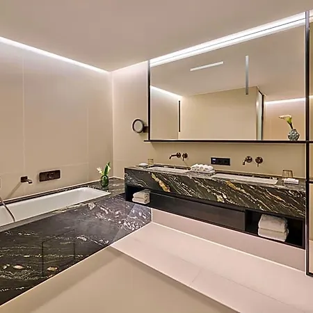 Koenigshof, A Luxury Collection Hotel, Hotel 5*