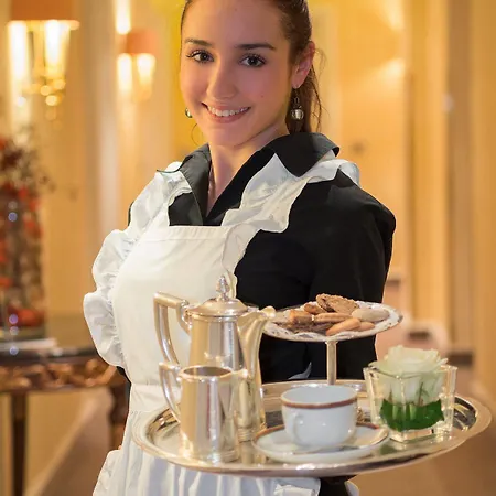 Hotel Koenigshof 5*