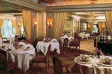Koenigshof Hotel 5*