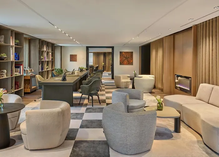 Koenigshof, A Luxury Collection Hotel, Ξενοδοχείο 5*