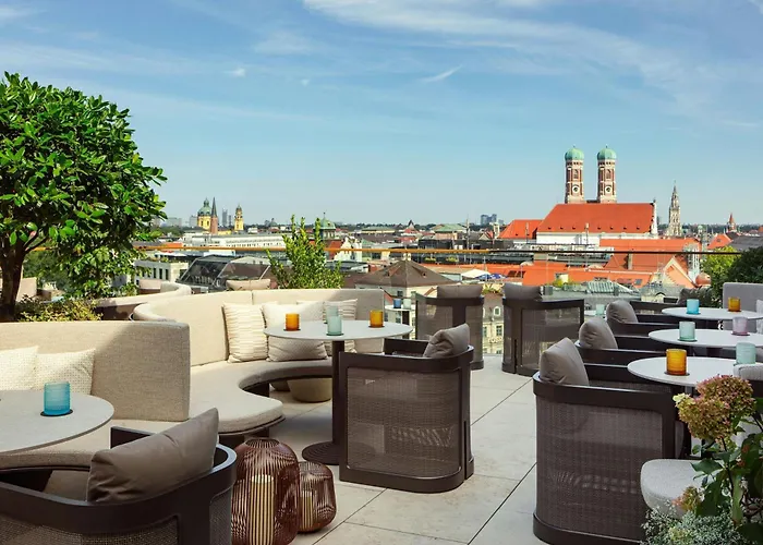 Koenigshof, A Luxury Collection Hotel, Otel