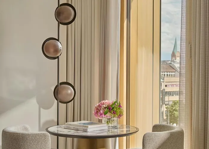 מלון Koenigshof, A Luxury Collection Hotel, 5*